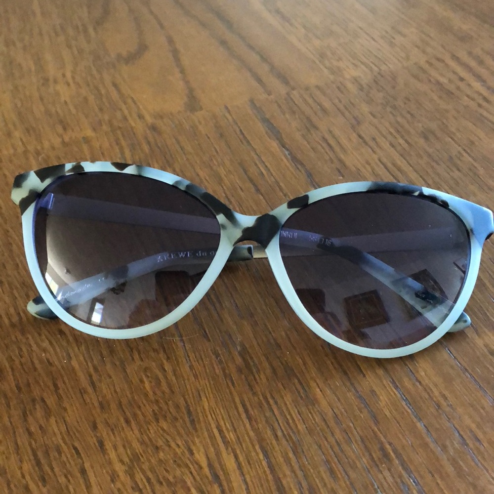 KREW du optic “MONROE” sunglasses.